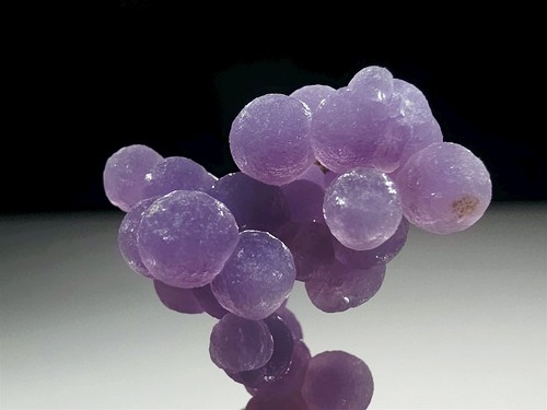 Grape agate botryoidal - agate,